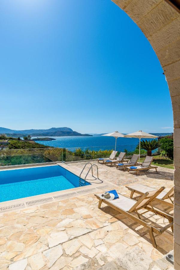 Hectoras In By Apokoronas-villas * Плака
